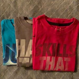 3 Nike short sleeve shirts - size small